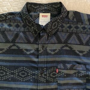Levi’s Long Sleeve Button Up Shirt Mens Large Blue Gray Aztec Southwestern